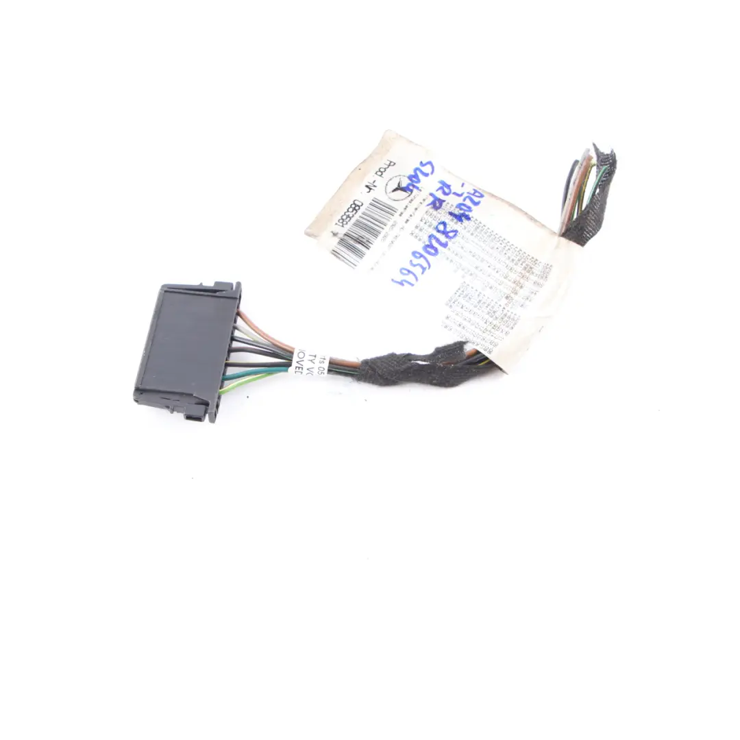 Mercedes W204 Estate Tail Light Rear Right O/S Plug Socket Wiring A2115450328