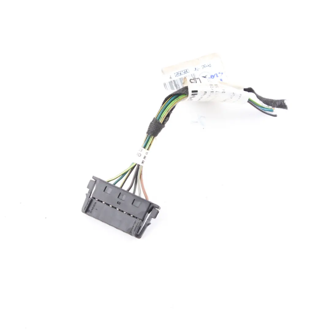 Mercedes W204 Estate Tail Light Rear Right O/S Plug Socket Wiring A2115450328