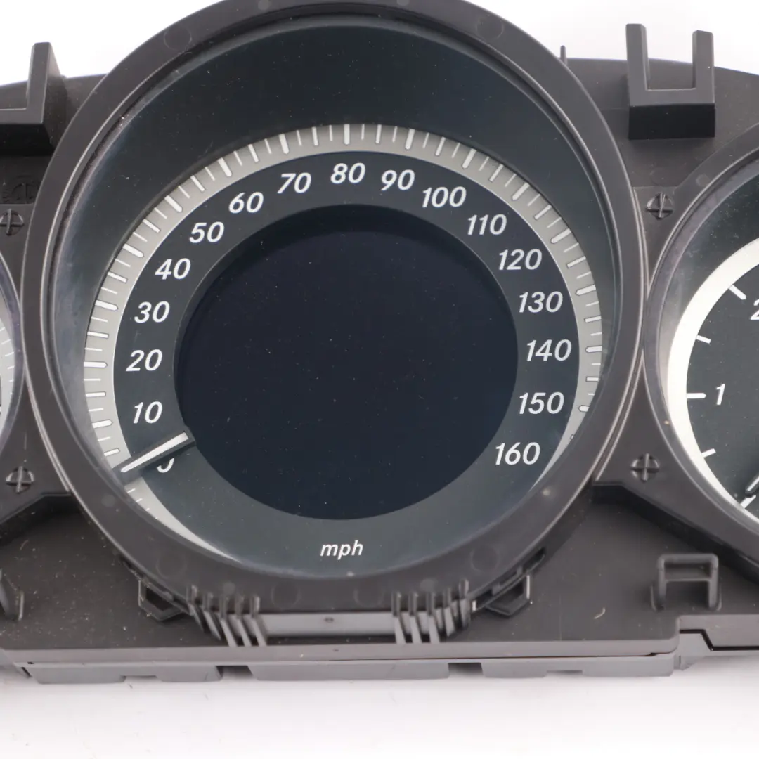 Mercedes S204 Manual Diesel Facelift Speedometer Instrument Cluster A2049002608