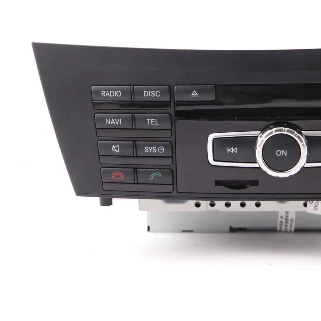 Mercedes W204 COMAND Navi CD Player Radio Sat Nav Head Unit A2049008213