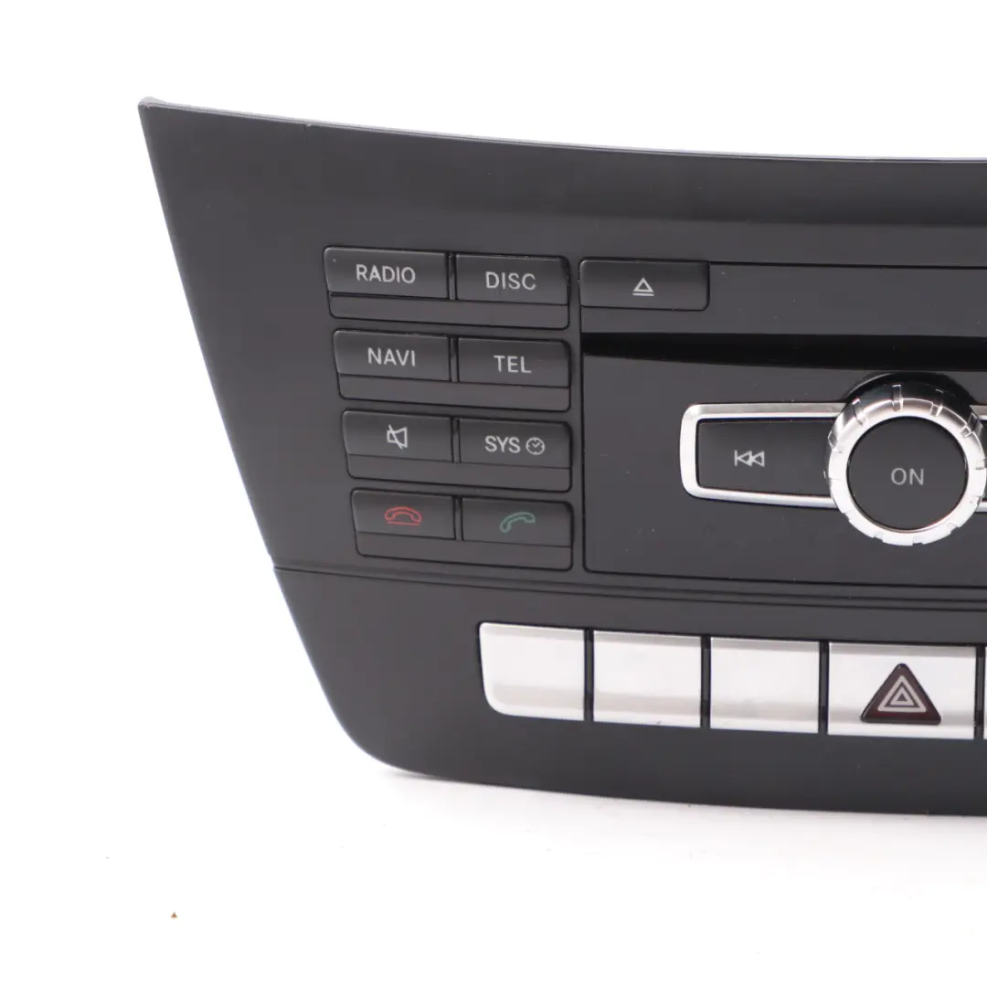 Mercedes W204 CD Player Radioodtwarzacz Stereo Sat Nav A2049009410