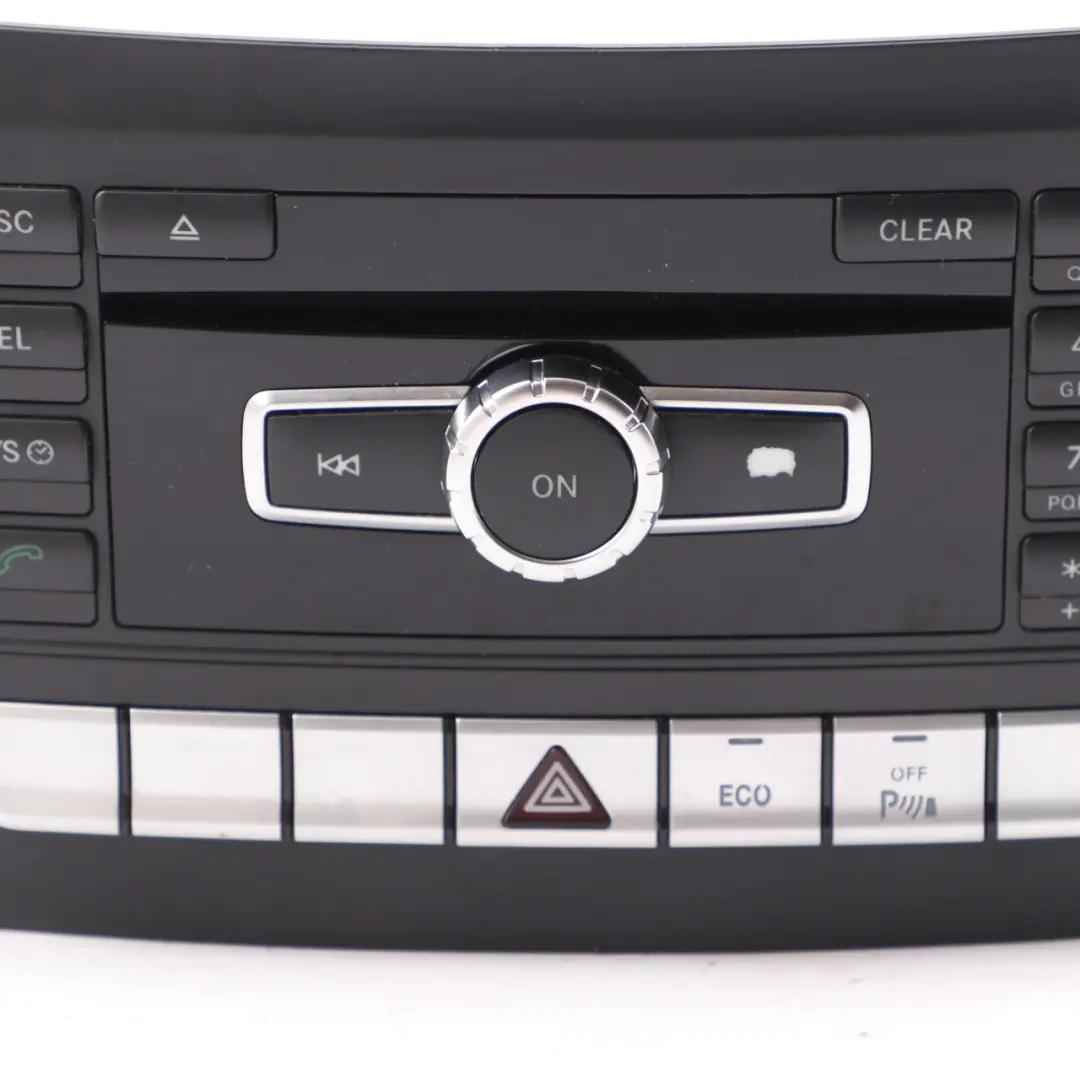 Mercedes W204 CD Player Radioodtwarzacz Stereo Sat Nav A2049009410