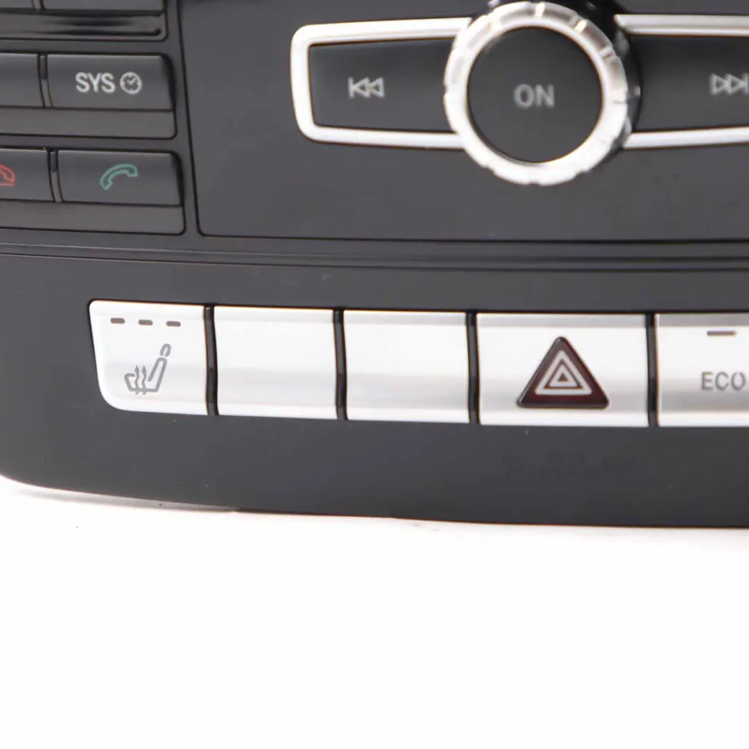 Mercedes W204 COMAND Navigation CD Player Radio Sat Nav Head Unit A2049009510