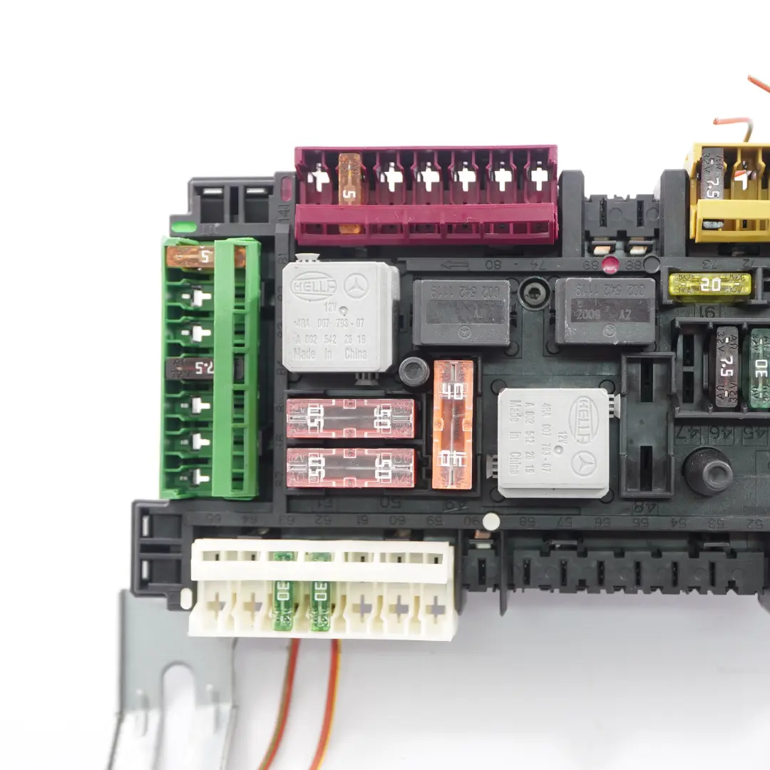 Mercedes W204 Fuse Box Rear SAM Module Electrical Fuse Unit A2049067702