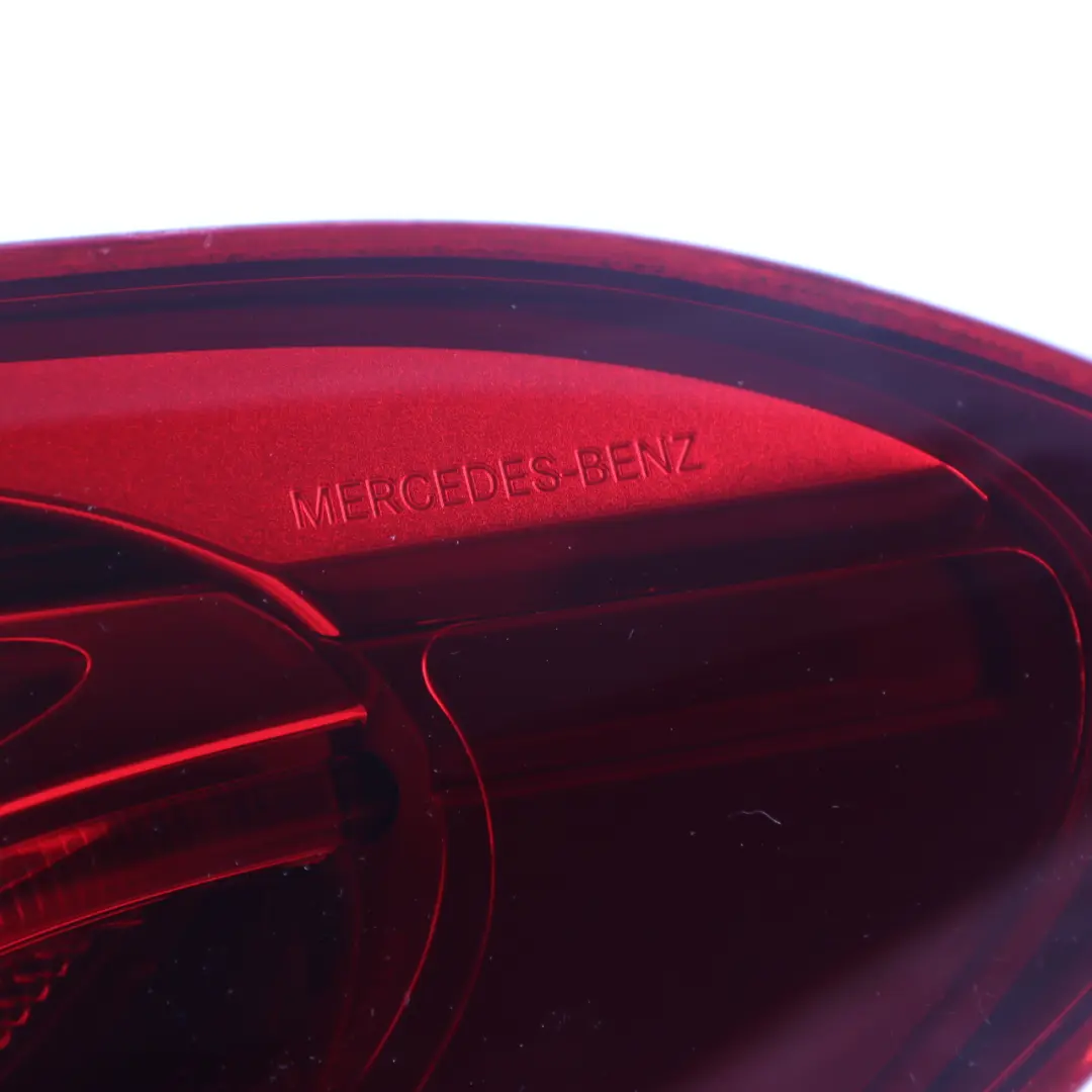 Mercedes W205 Saloon Rear Lamp LED Side Panel Right O/S Tail Light A2059061457