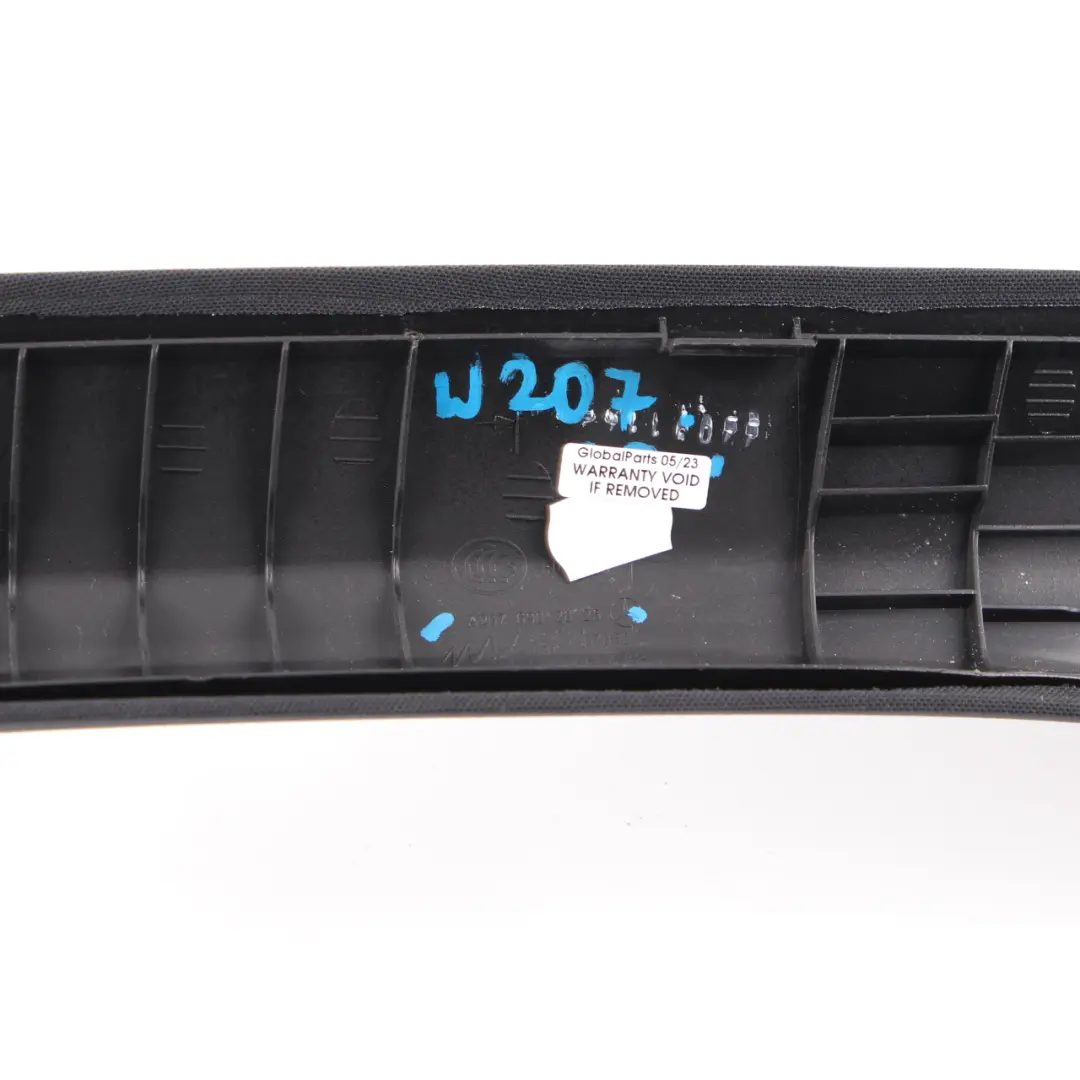 Mercedes W207 Osłona Słupka Prawy Przód Czarna A2076902825