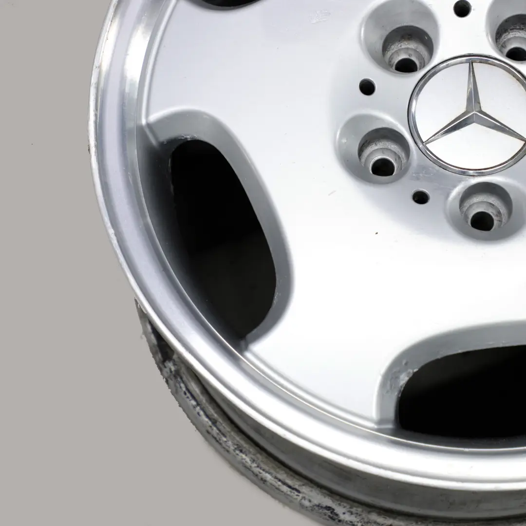 Llanta De aleacion plateada Mercedes W202 W208 C208 16" ET:37 7J A2084010102