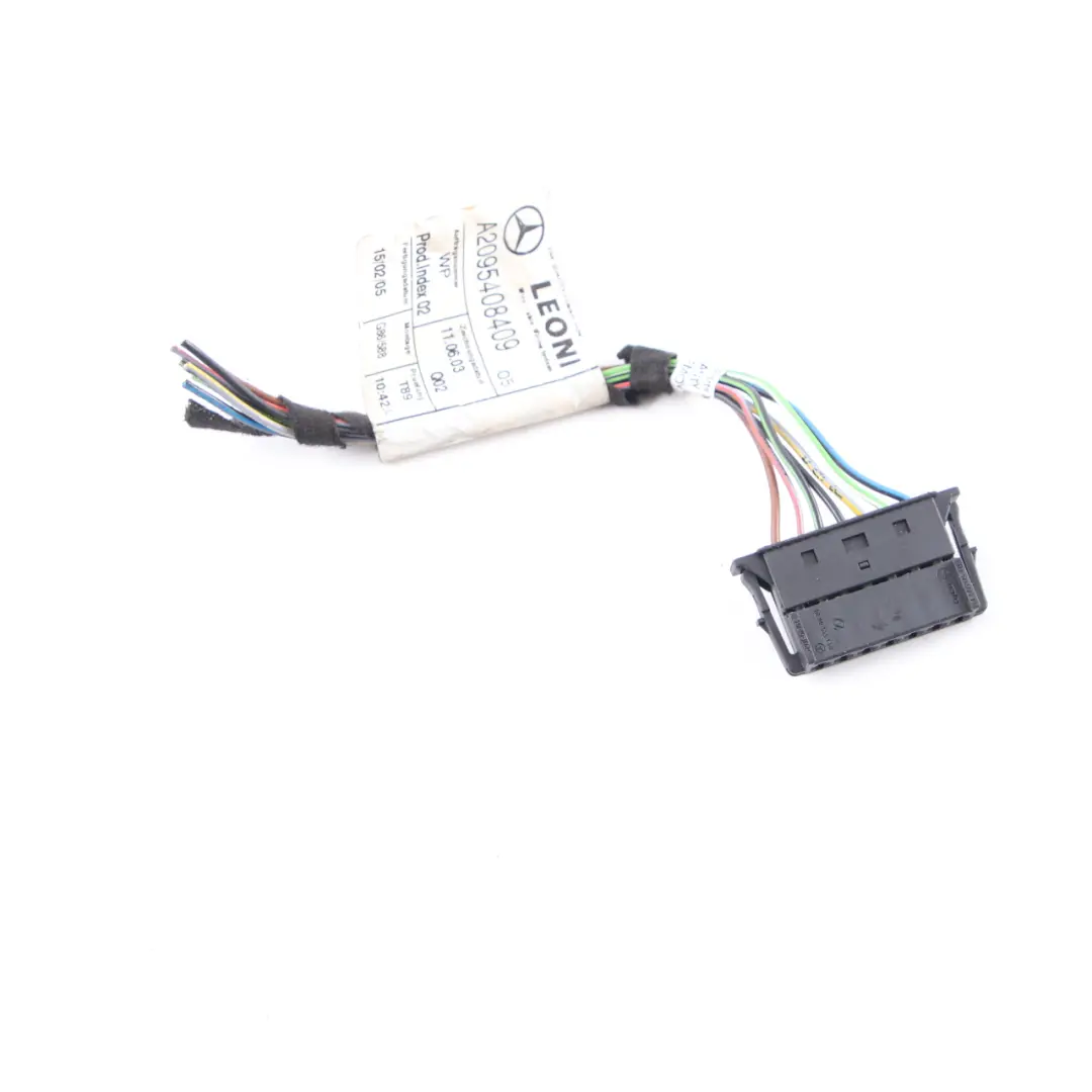 Mercedes CLK W209 Tail Light Lamp Rear Right O/S Plug Socket Wiring A0435456628