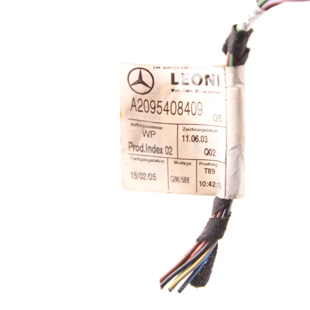 Mercedes CLK W209 Tail Light Lamp Rear Right O/S Plug Socket Wiring A0435456628