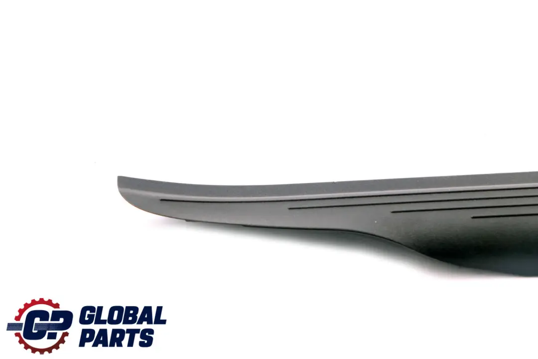 Mercedes W211 interior trasero izquierdo N / Sill Step Plate Negro A2116800535