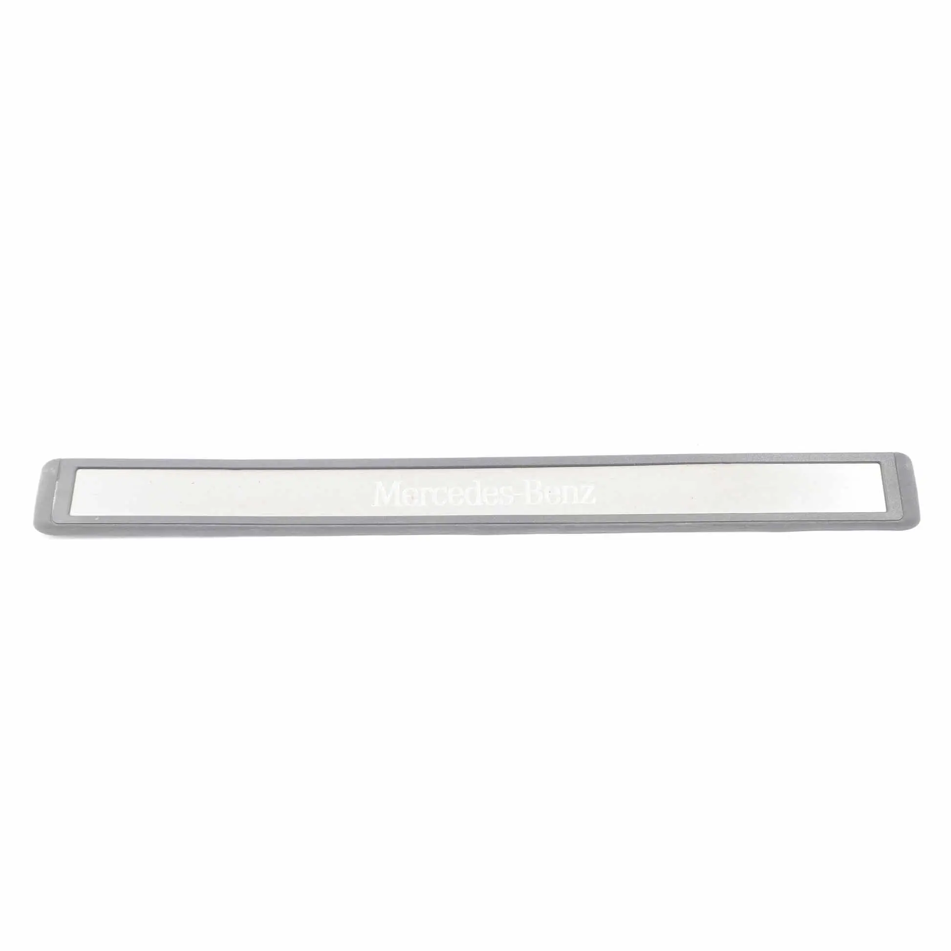 Mercedes W211 Plaque seuil avant gauche A2116801335