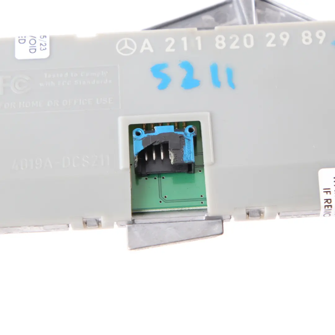 Mercedes-Benz E-Class S211 Estate Aerial Antenna Amplifier A2118202989
