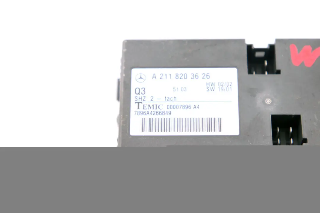 Mercedes-Benz E-Class W211 S211 Heated Seat Control Unit Module A2118203626