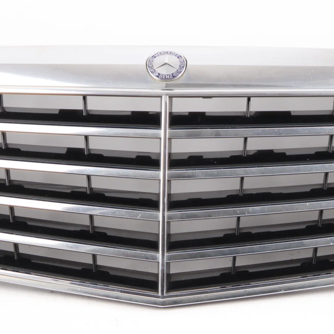 Mercedes-Benz E-Klasse W211 Grill Kühlergrill Frontgrill Chrom A2118800583