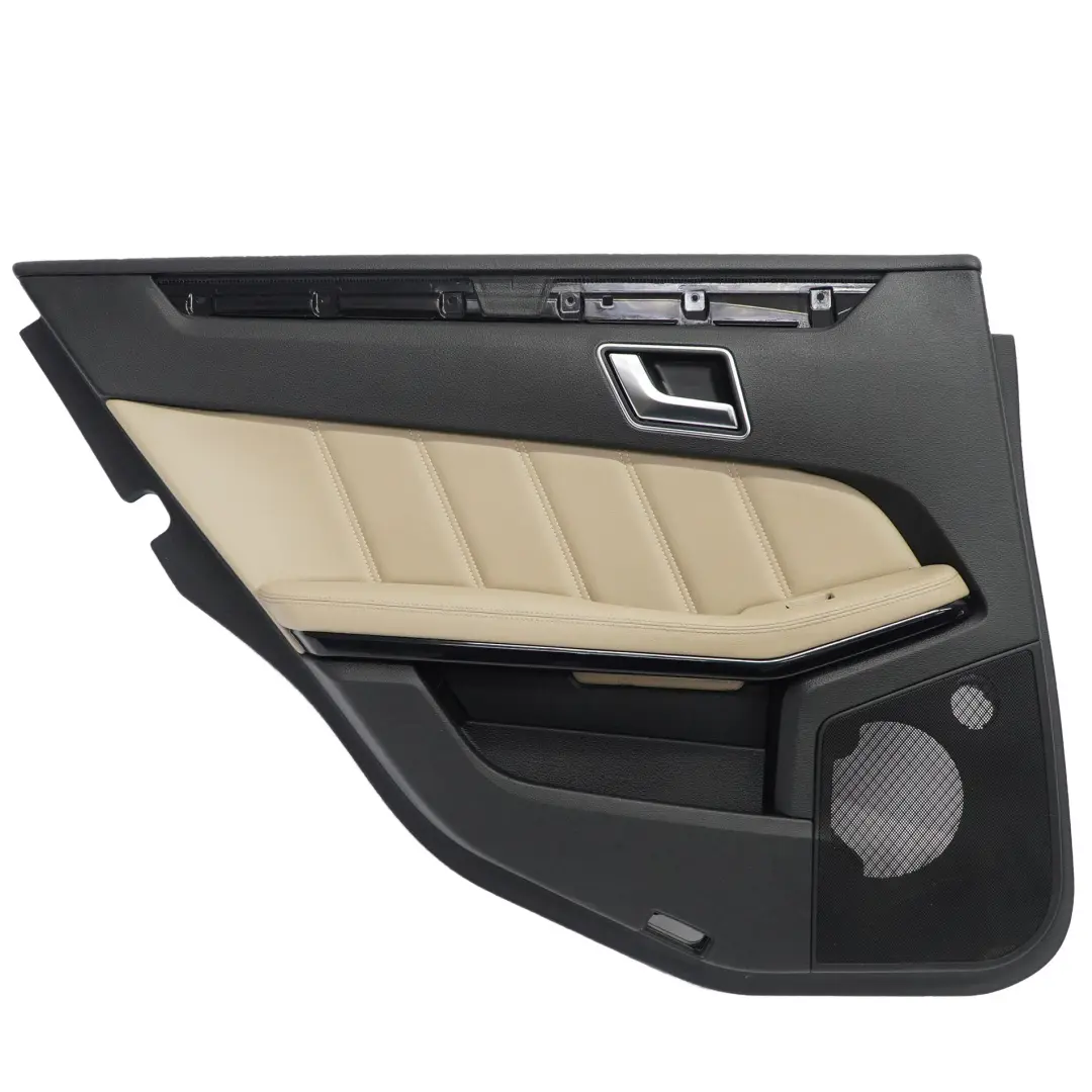 Mercedes W212 Tarjeta de puerta trasera izquierda del panel de cuero negro Beige