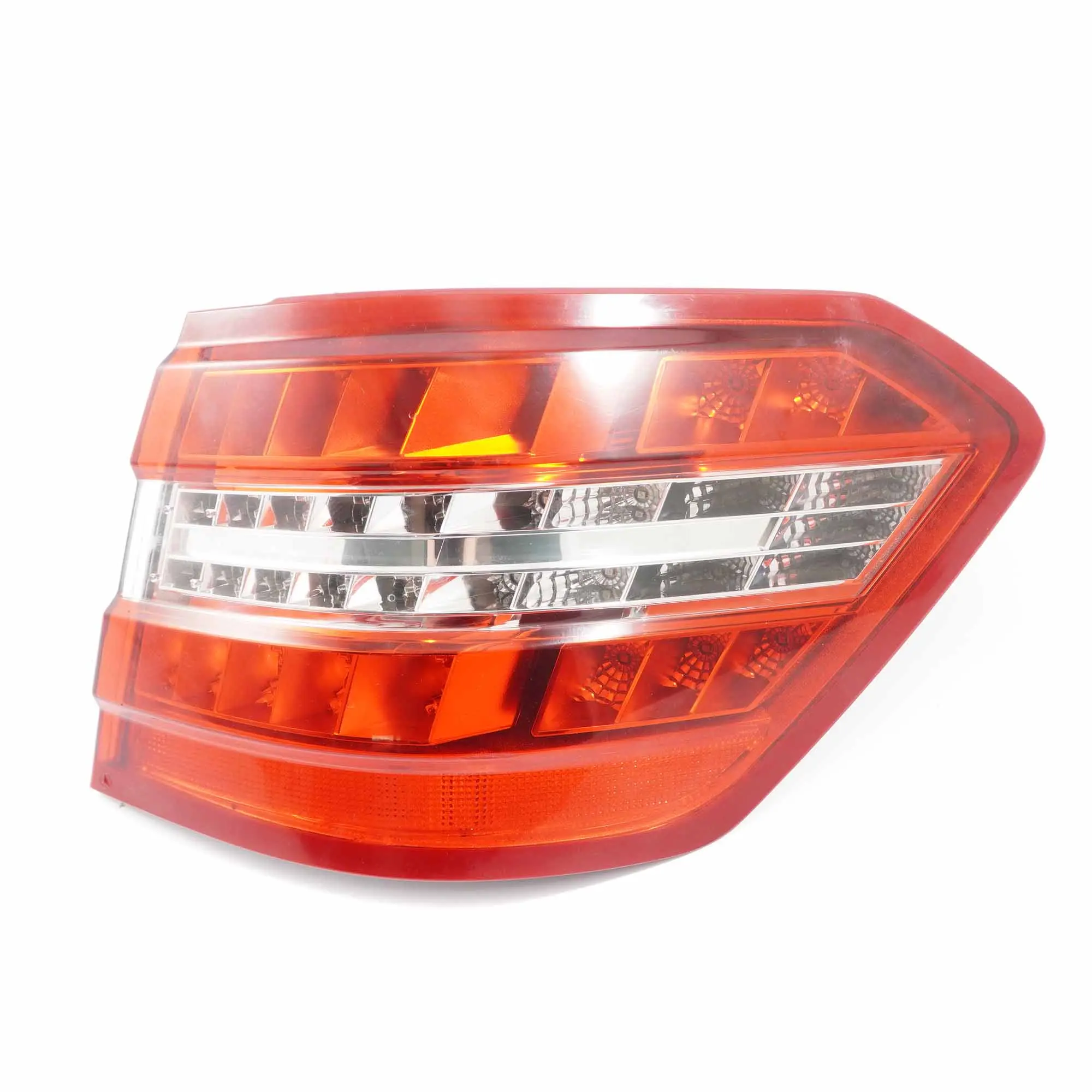 Mercedes W212 Saloon Rear Lamp Right O/S Tail Light Side Panel A2129060658