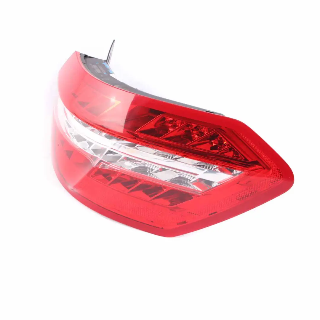 Rear Lamp Mercedes W212 Saloon Right O/S Tail Light Side Panel A2129060658