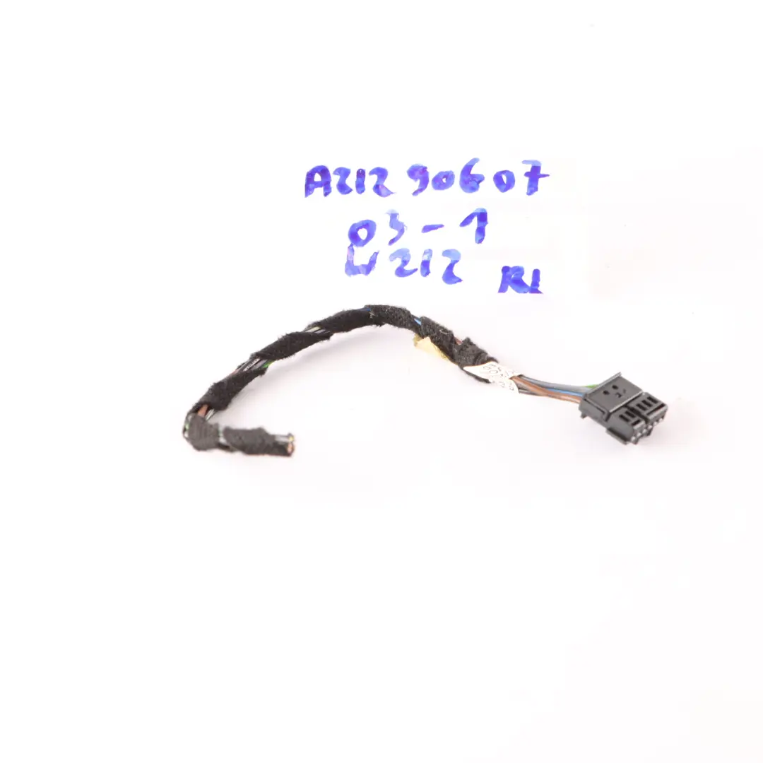 Mercedes W212 Side Panel Light Rear Lamp Left N/S Plug Socket Wiring