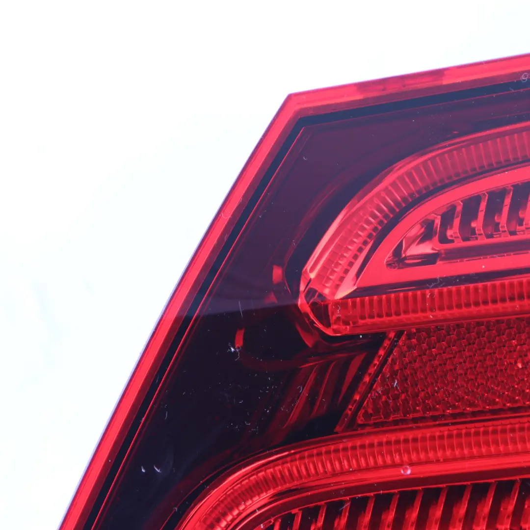 Mercedes W212 Trunk Lid Boot Light Rear Lamp Right O/S A2129061003