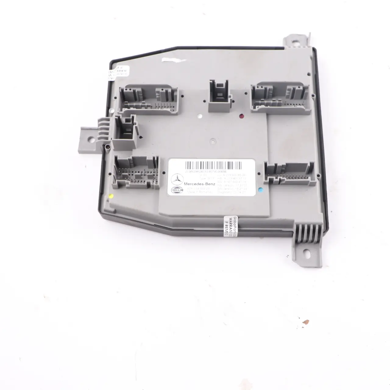 Mercedes W213 SAM Control Module ECU Front Passenger Side A2139008526