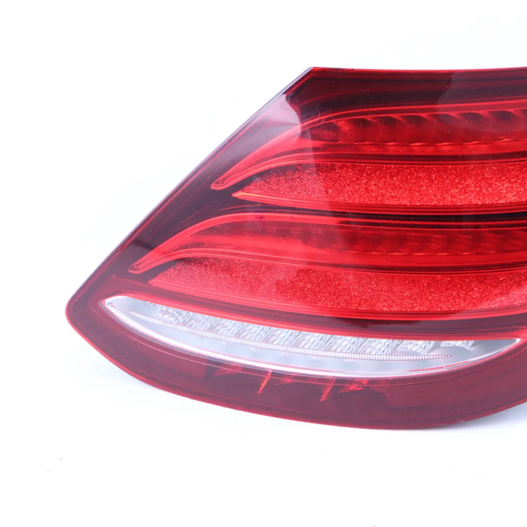 Rear Lamp Mercedes W213 Saloon Right O/S Tail Light Side Panel A2139068000