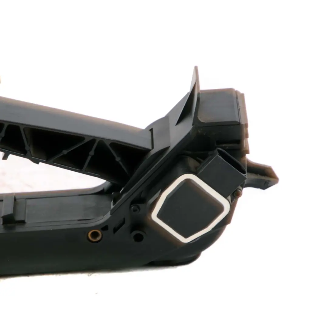 Mercedes-Benz W220 W221 Accelerator Gas Throttle Pedal Bracket AMG A2203000304