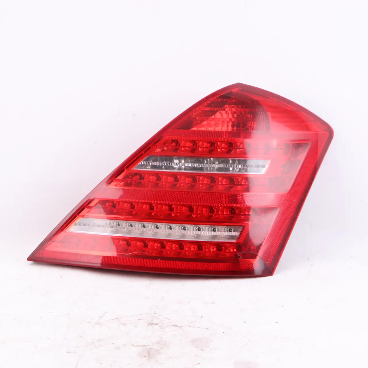 Mercedes-Benz S-Class W221 Rear Right O/S Tail Light Lamp Side A2218201464