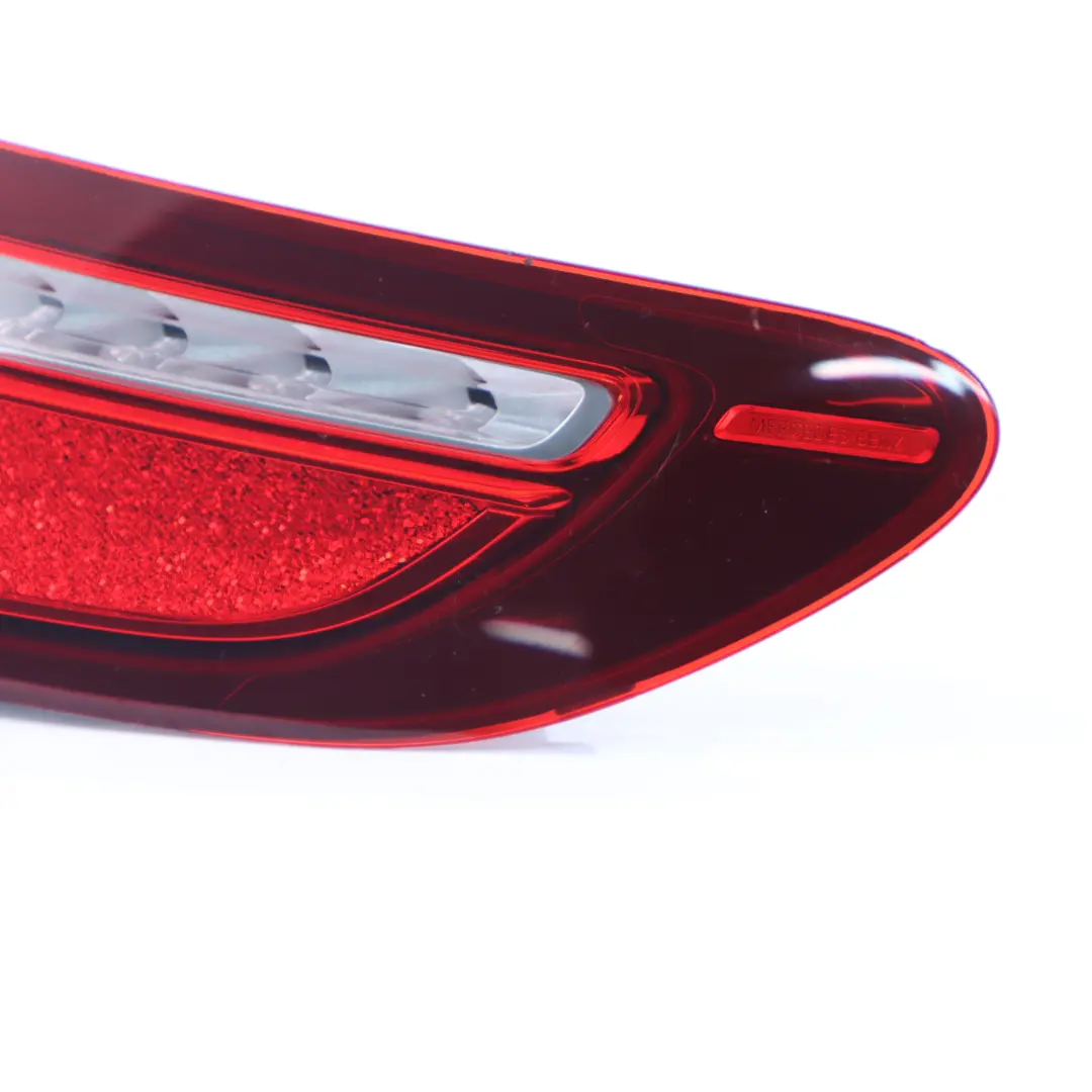 Mercedes C238 Luz Trasera Derecha Luz trasera LED Panel lateral A2389066801