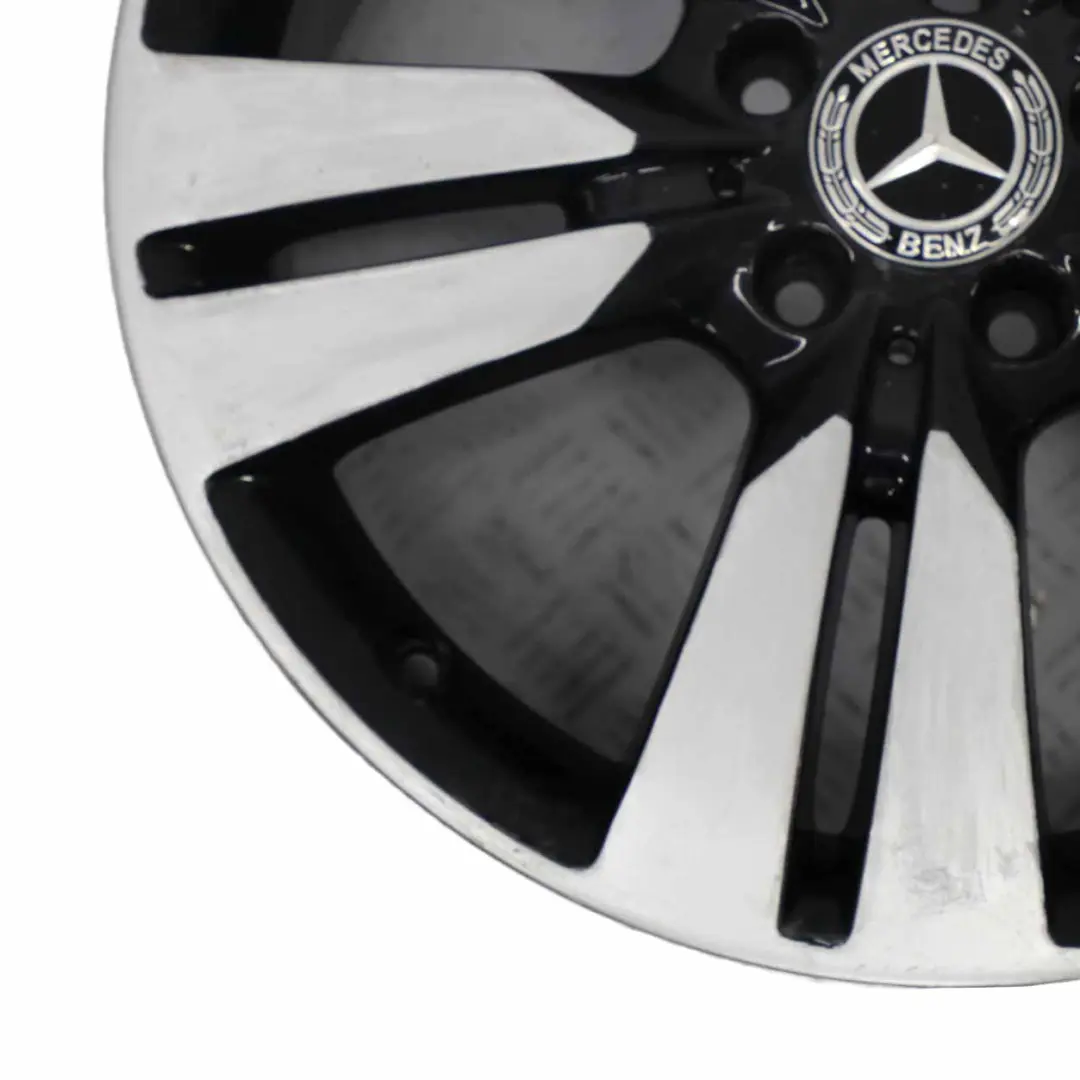 Mercedes W176 Leichtmetallfelge 18" ET:52 7,5J 5 Doppelspeiche A2464010402