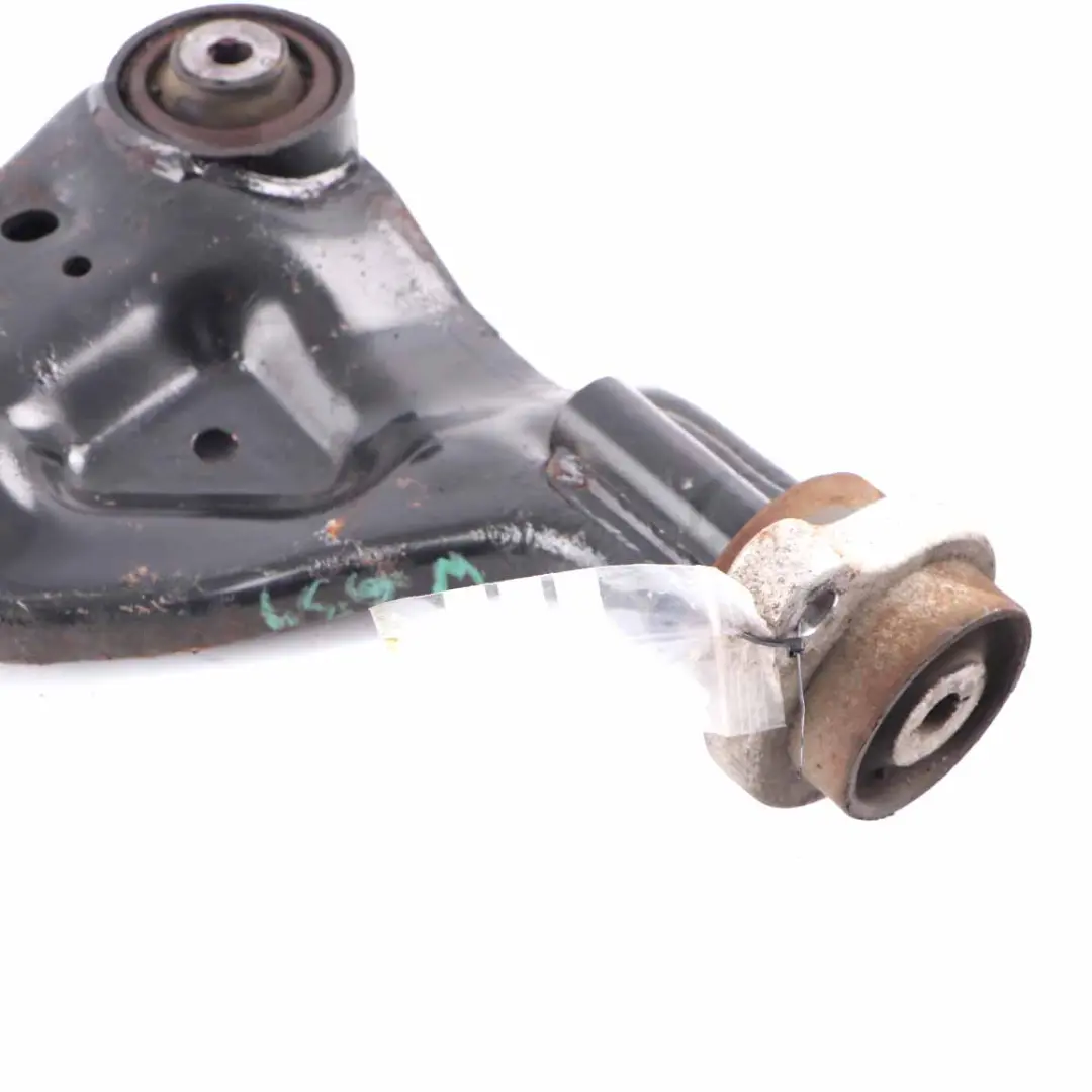 Mercedes W639 Bras de contrôle essieu avant droit Wishbone inférieur A6393301501