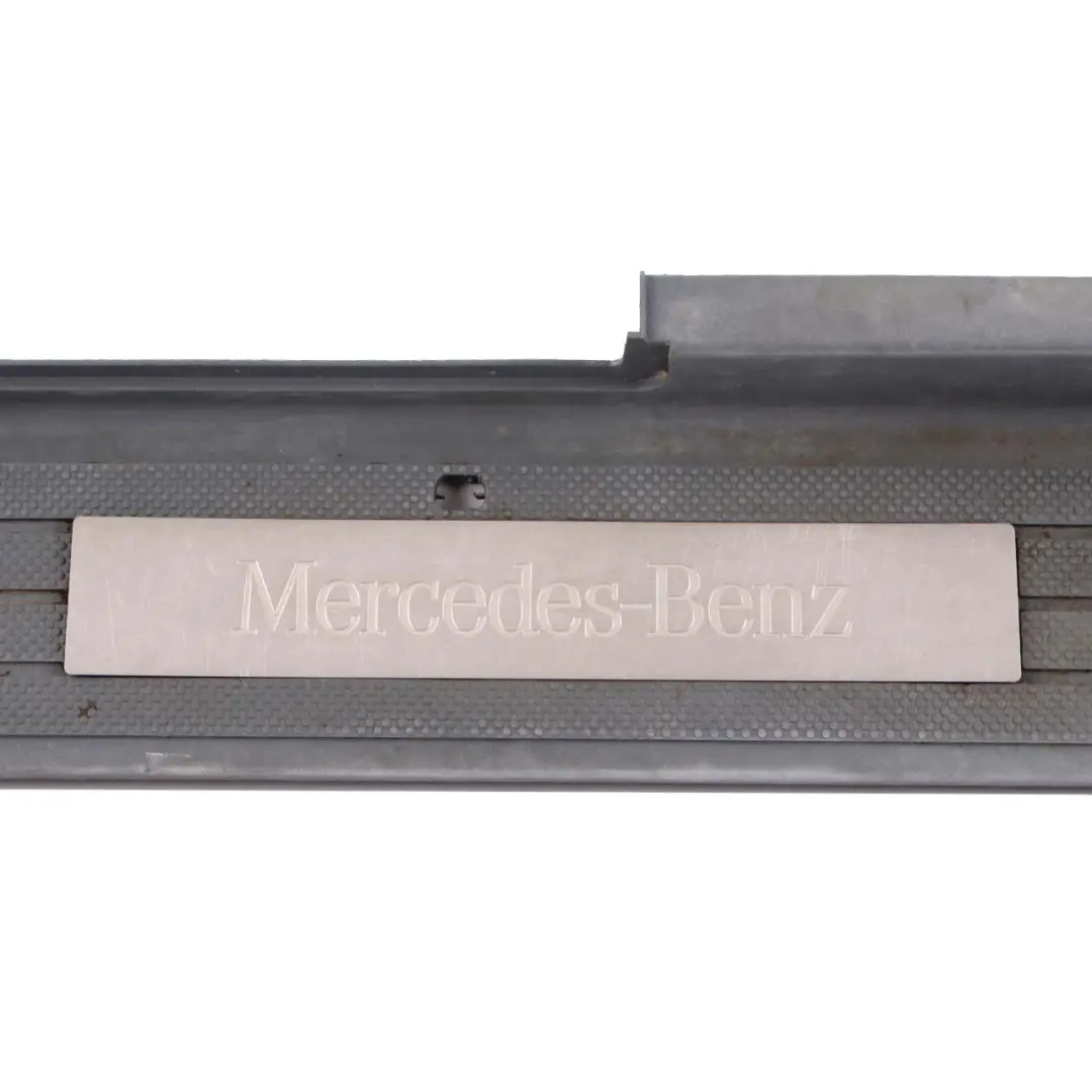 Mercedes Vito W639 Step Plate Front Right Door O/S Entrance Covering Trim Panel