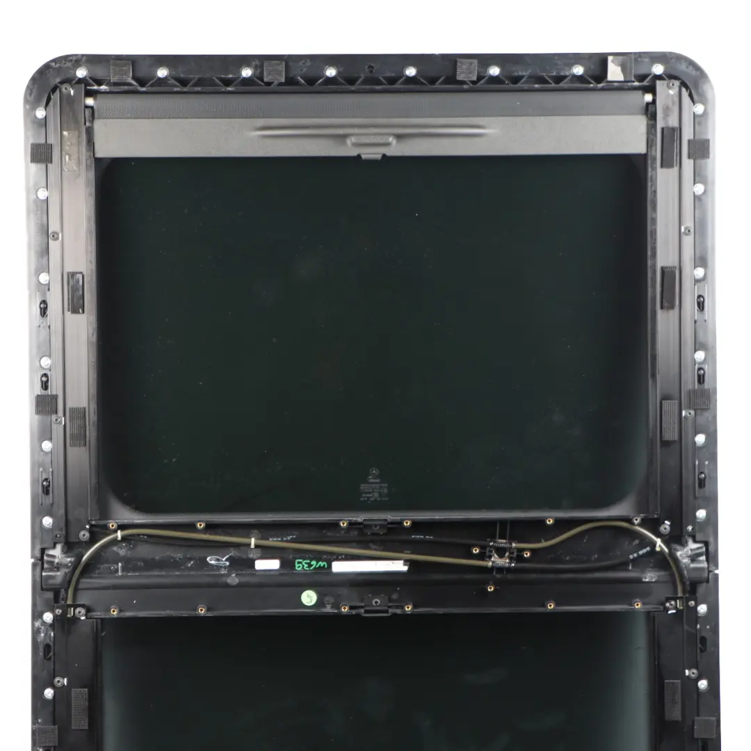 Mercedes Vito W639 Panoramic Sunroof Sliding Roof Rear Window Glass Tinted AS3