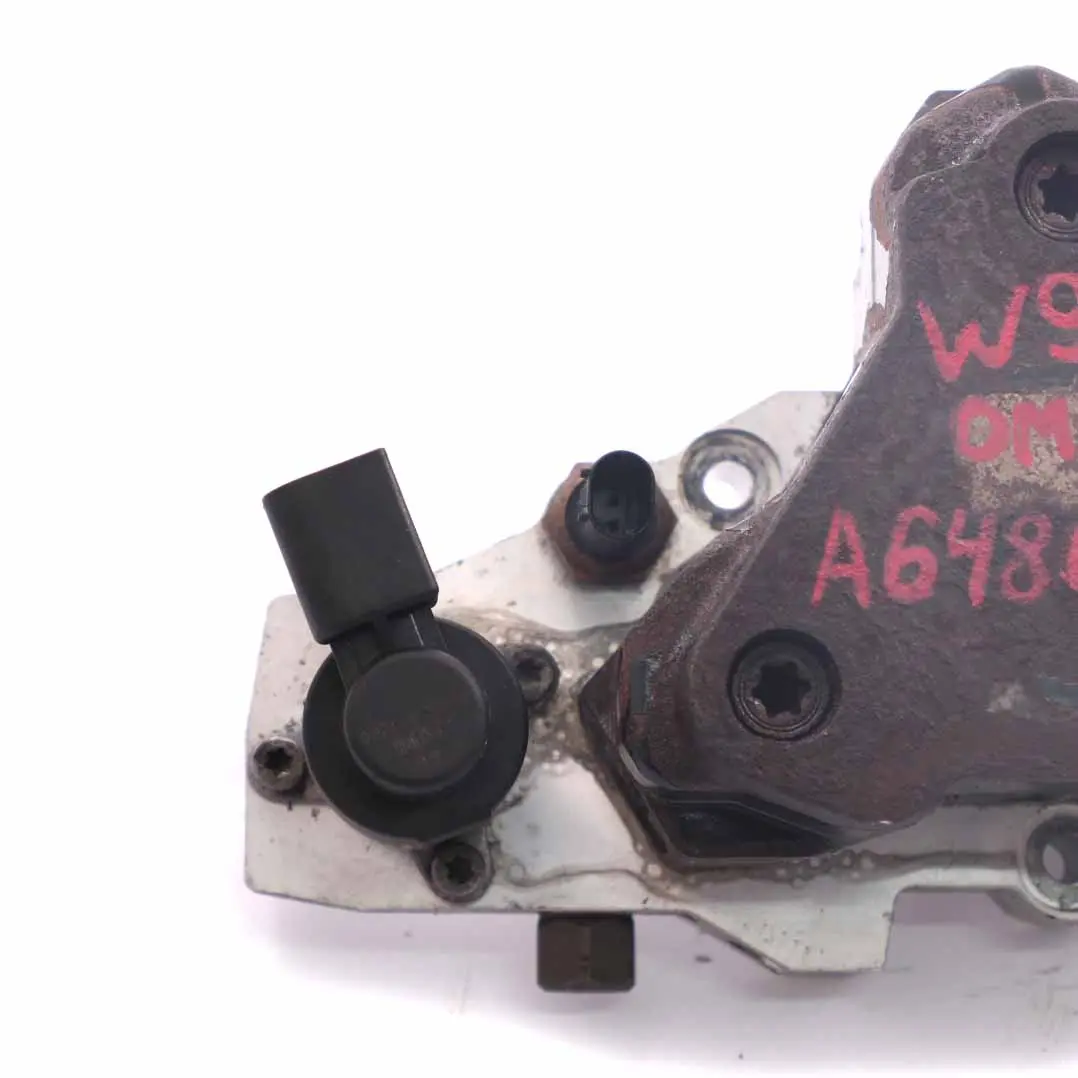 Mercedes Vito W639 W906 OM646 Diesel Bomba Combustible Alta Presion A6460700201