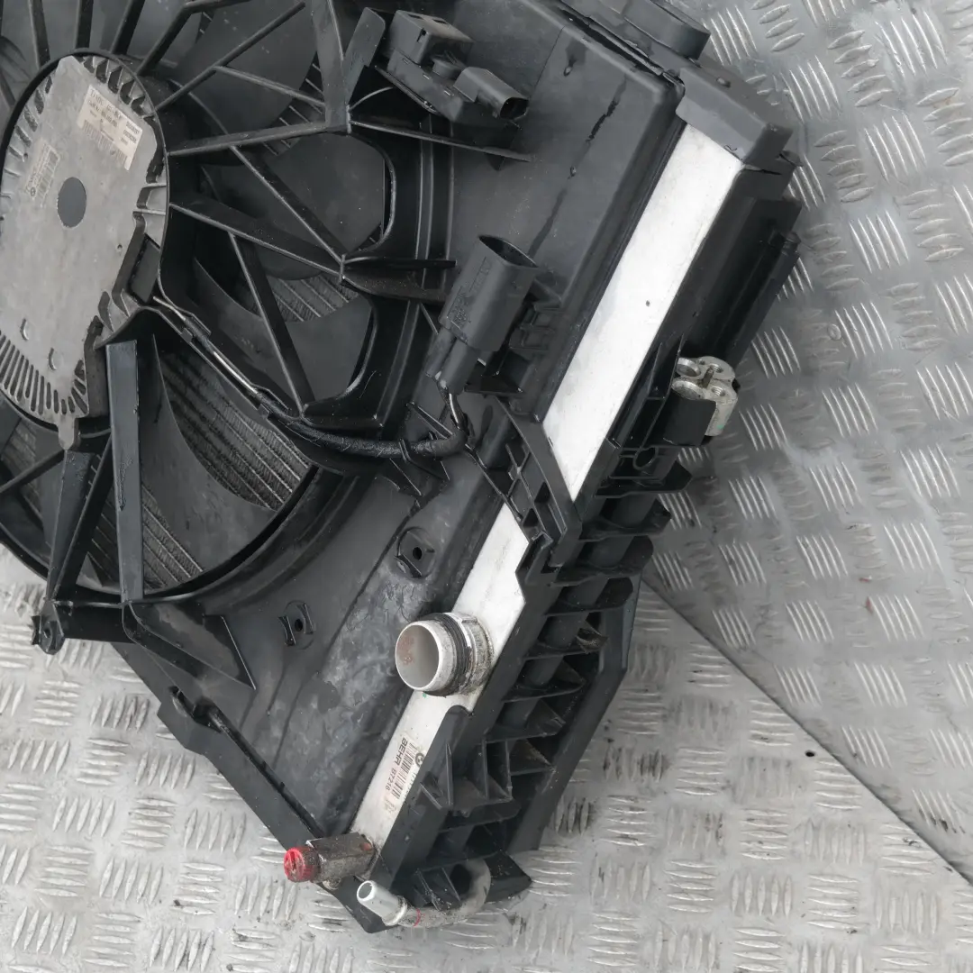 BMW 5 6 Series E60 E61 E63 E64 545i 645i N62 600W Engine Cooling Radiator Fan