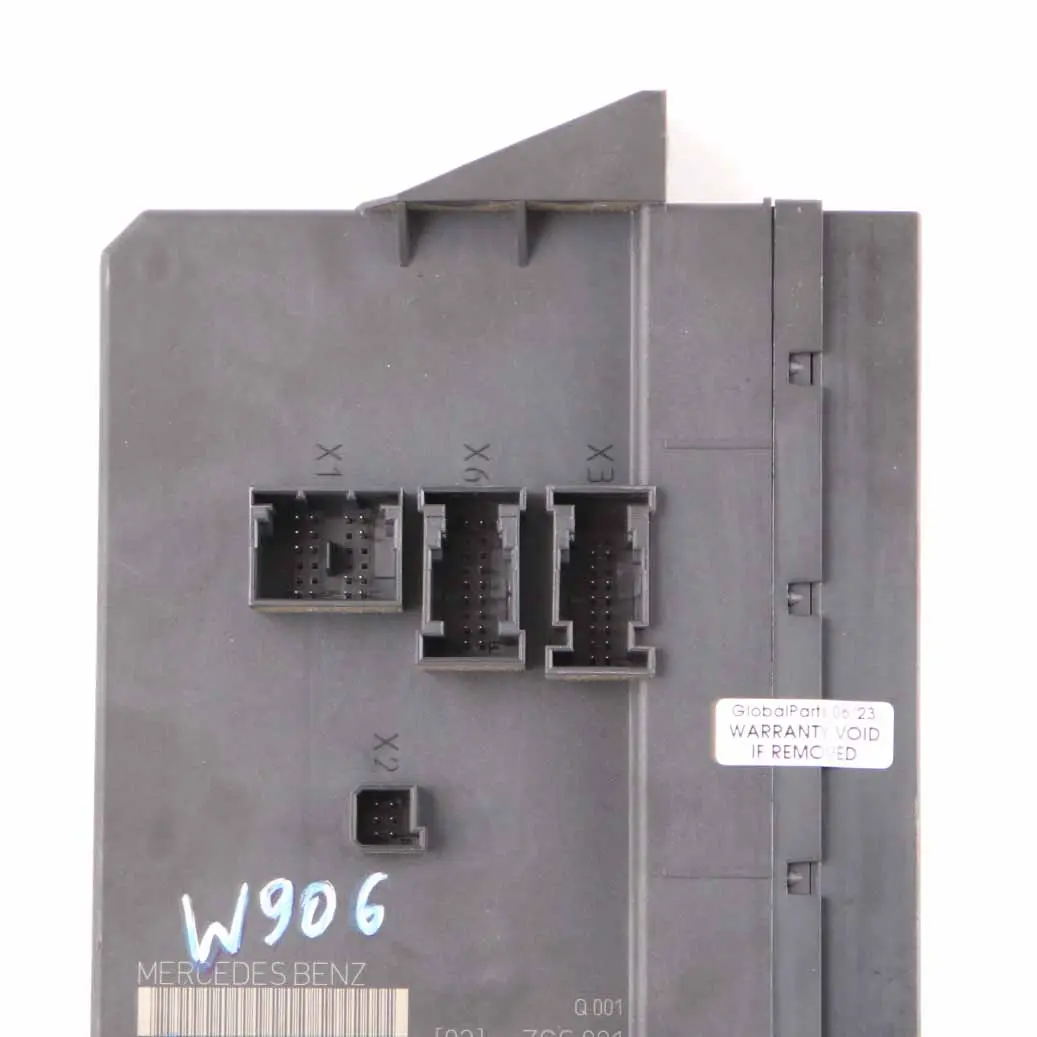 Mercedes Sprinter W906 Body Comfort Control Unit Module ECU A9069006301