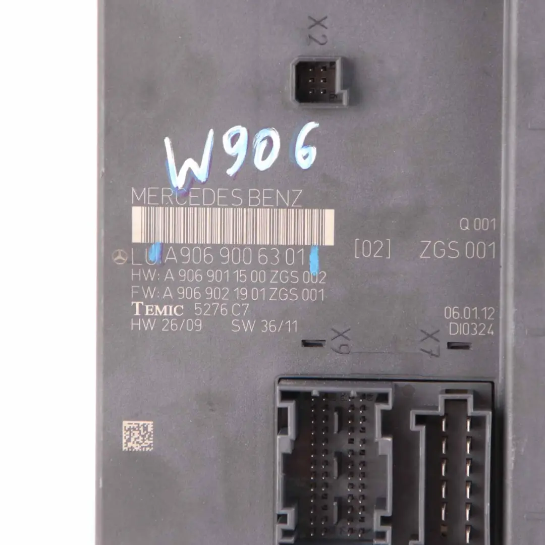 Mercedes Sprinter W906 Body Comfort Control Unit Module ECU A9069006301