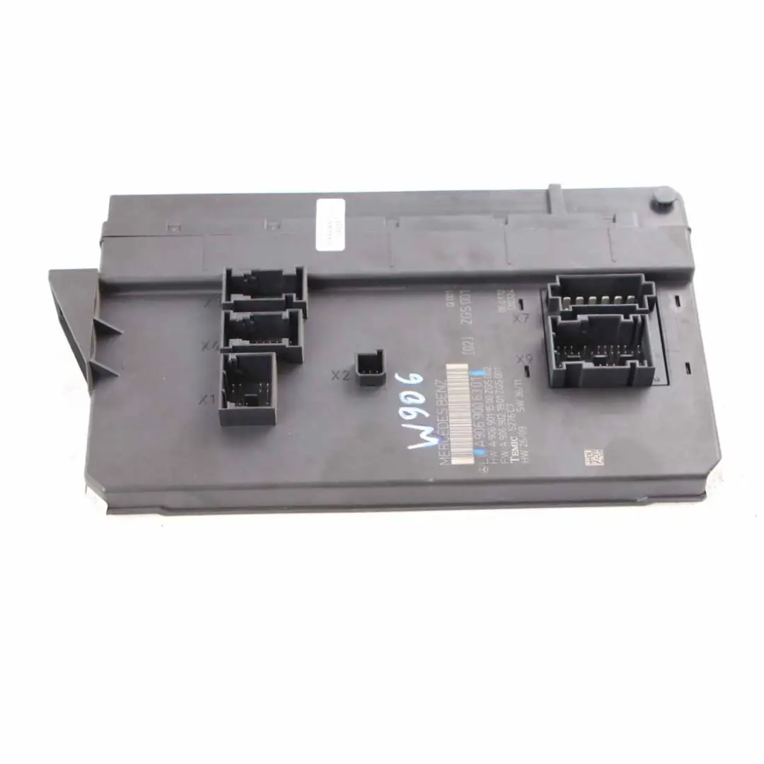 Mercedes Sprinter W906 Body Comfort Control Unit Module ECU A9069006301