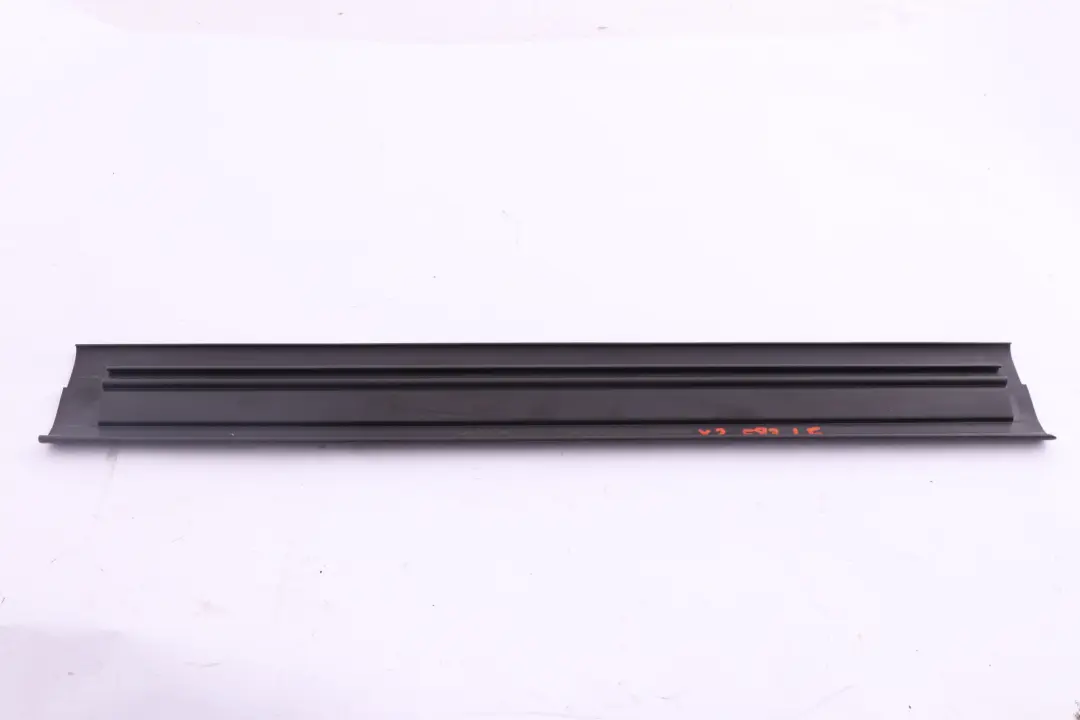 BMW X3 Series E83 Door Entrance Kick Trim Cover Strip Entrance Front Left Basalt