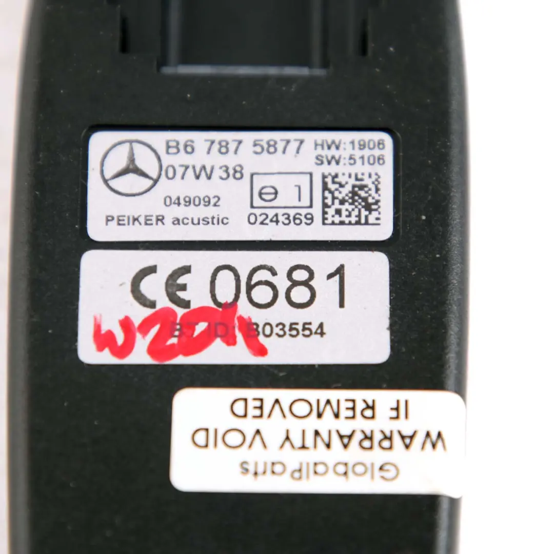 Mercedes W204 Adaptador de teléfono móvil Bluetooth B6 787 5877