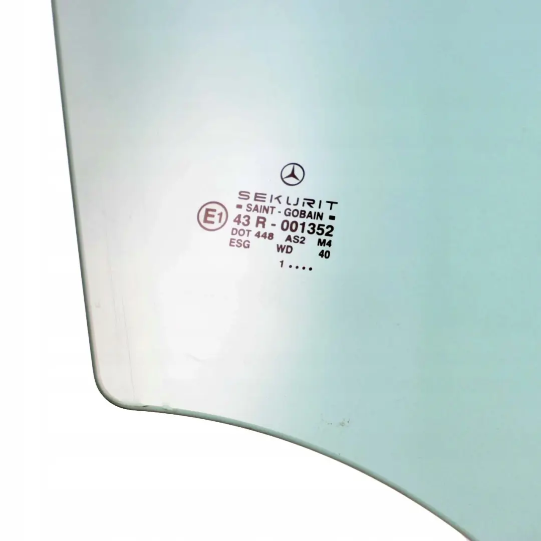 Mercedes-Benz CLC-Class CL203 Front Right O/S Window Glass AS2 A2037250610