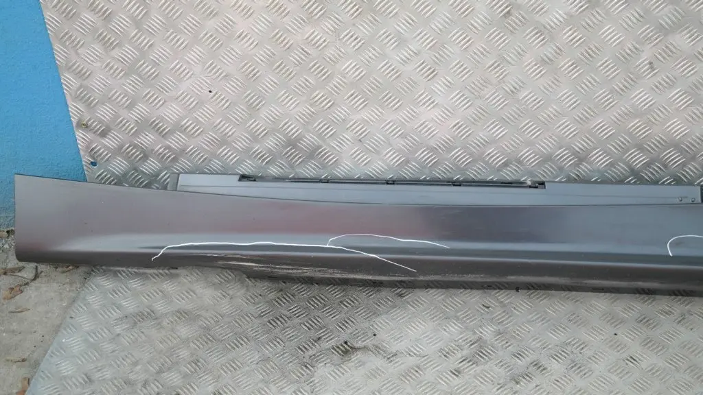 BMW 1 E87 Bas de Porte Couverture Seuil a Gauche Mousseux Graphite Metallisee