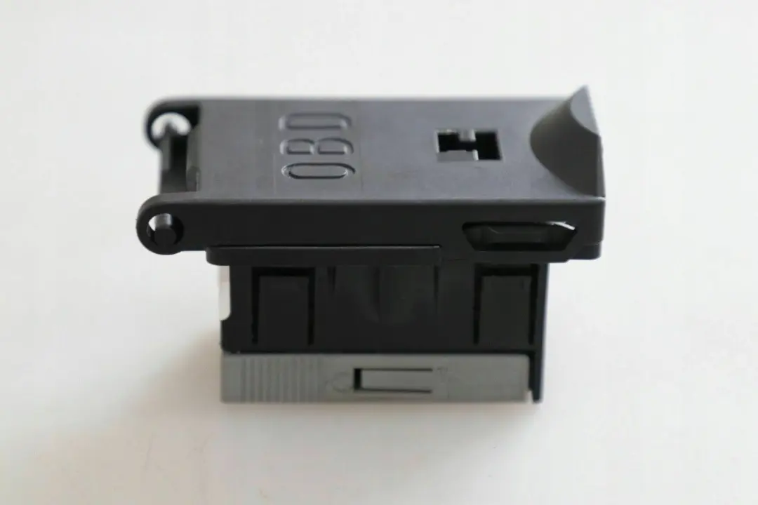 BMW 3 E46 X5 F15 Mini R50 R52 R53 Cover With Frame OBD Plug Socket Grey 6901665