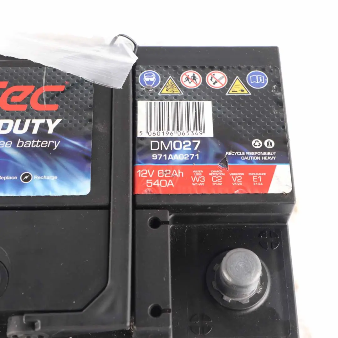 DriveTec Heavy Duty 12V Accumulator Battery 62Ah 540A DM027