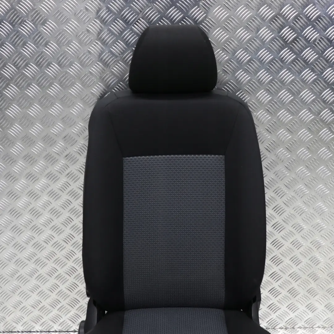 Mercedes-Benz A-Klasse W169 Stoff Vorne Rechts Sitz Schwarz / Anthrazit