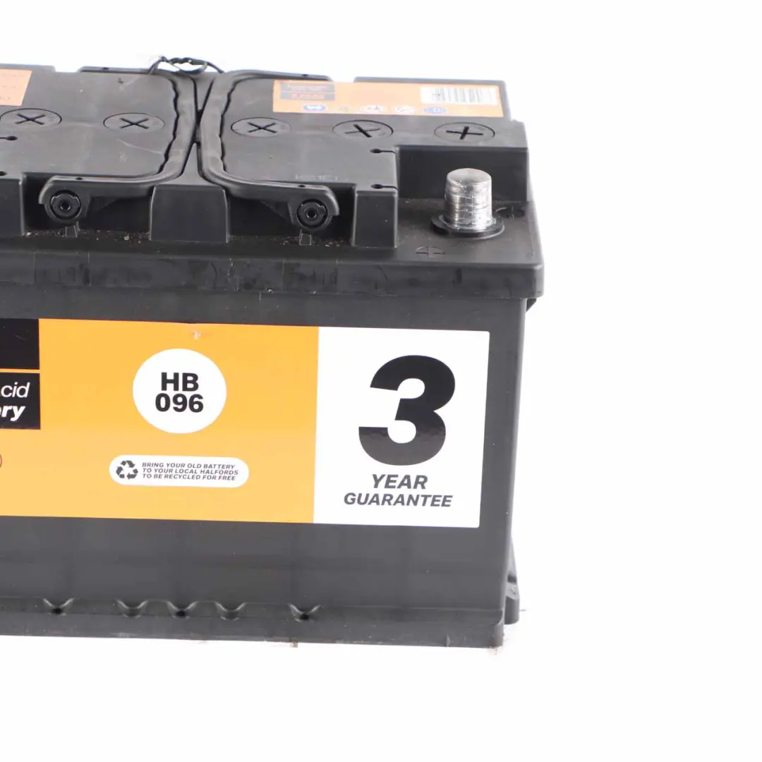 Halfords 12V Accumulator Battery 70Ah 640A HB096