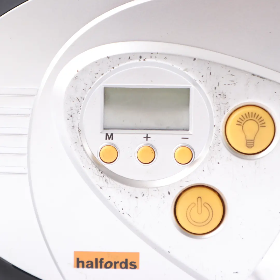 Halfords Rapid Digital Tyre Inflator Emergency Tyre Compressor Flashlight