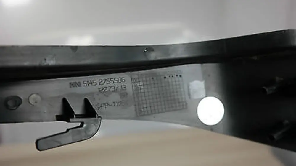 BMW MINI Cooper One R55 R56 R57 R58 Cover dashboard dash end trim right bottom