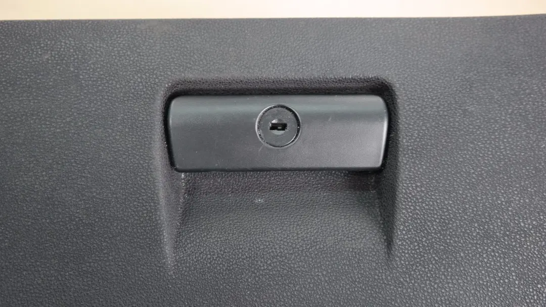 BMW X3 SERIES E83 Glove Box Lid Black 51163413780 3413780