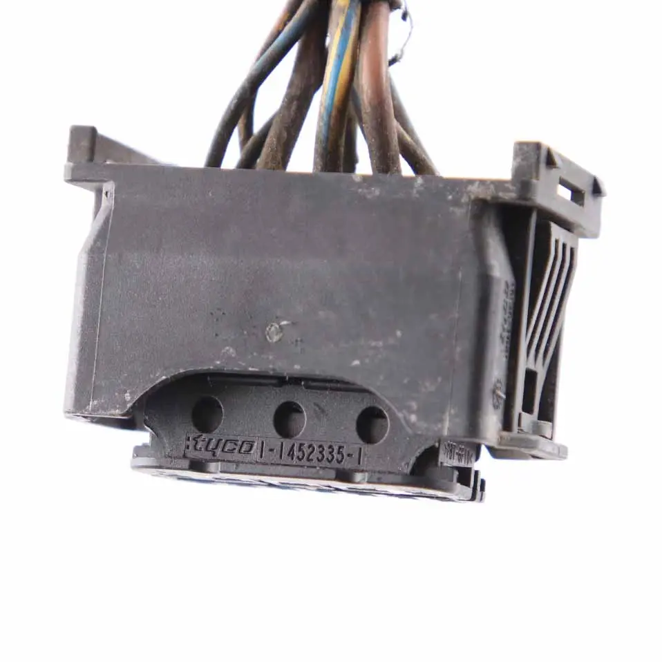 Headlight Plug BMW E60 E61 LCI Adaptive Xenon Right O/S Socket Wiring 6925638