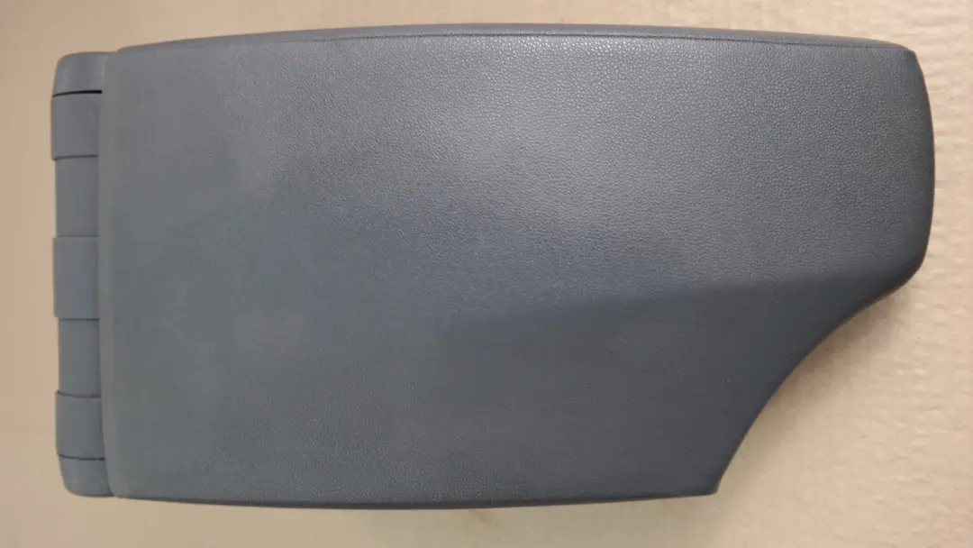 BMW 1 Series E87 Centre Console Armrest Arm Rest Trim Alaska Grau Grey 7143600